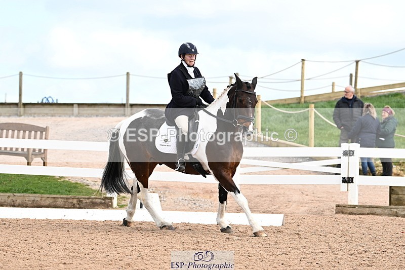 240324A-125805-02754 - Novice 27, 12.30 to 13.50