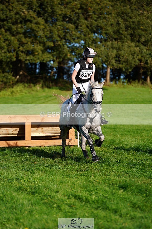 241026-102640-11307 - 326-Eloise.Hawtin-TULLIBARDS.CLONEENAGH.TED