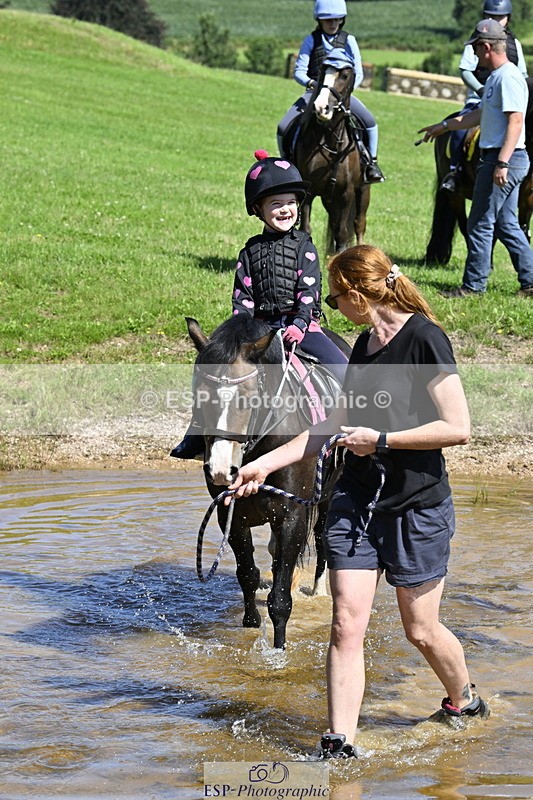 240728B-105744-00749 - Theo's Group XC