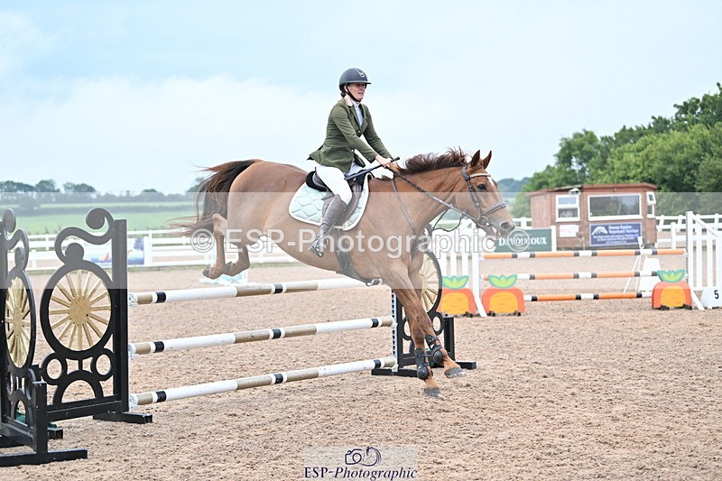 240907A-114139-01204 - Cls 8 1.05m Amateur Qualifier