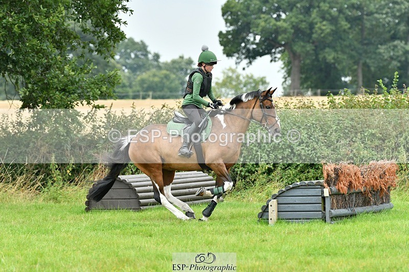 230817-123826-00683 - Theo's 1st Group - XC