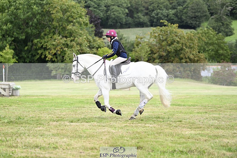 240825X-114827-32616 - 70cm XC 11.00 to 12.00