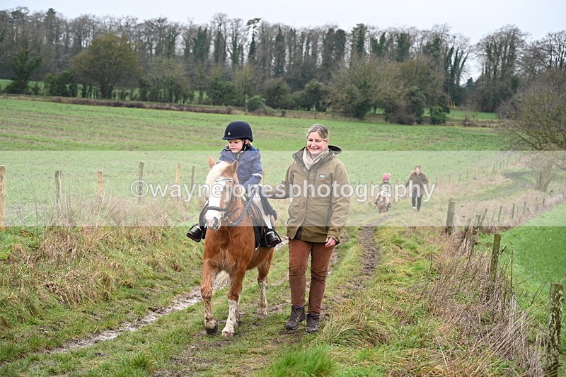 WJ7_9531 - Walk out..