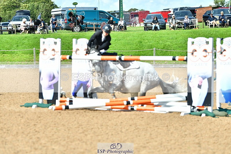 230811A-153310-05896 - Cls 24 Nat 1.30m Open