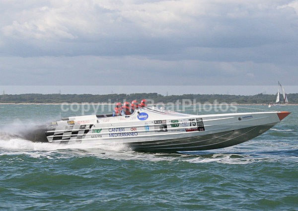 050828 COWES TORQUAY POWERBOAT RACE IMG_2284 - 2005 Photos