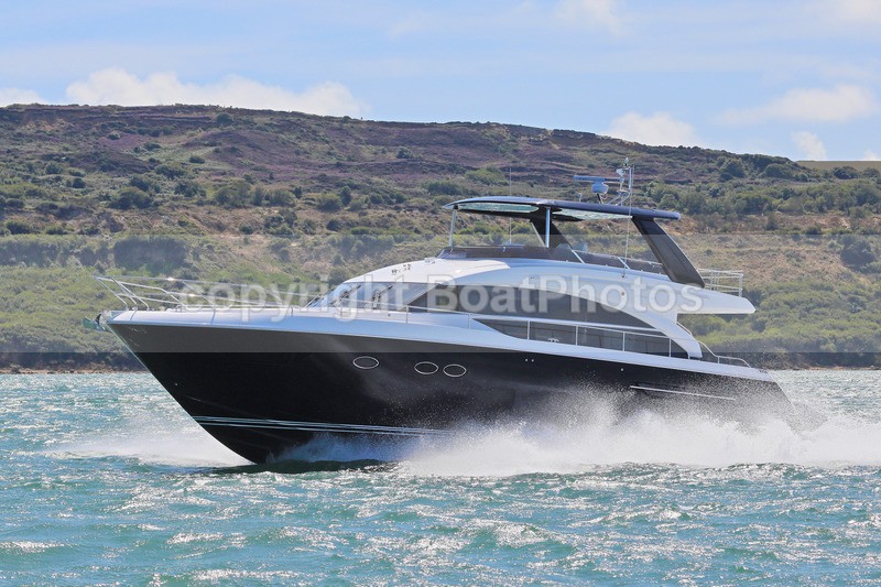 170806 UNNAMED PRINCESS 68 1Y3A1624 - Flybridge Cruisers