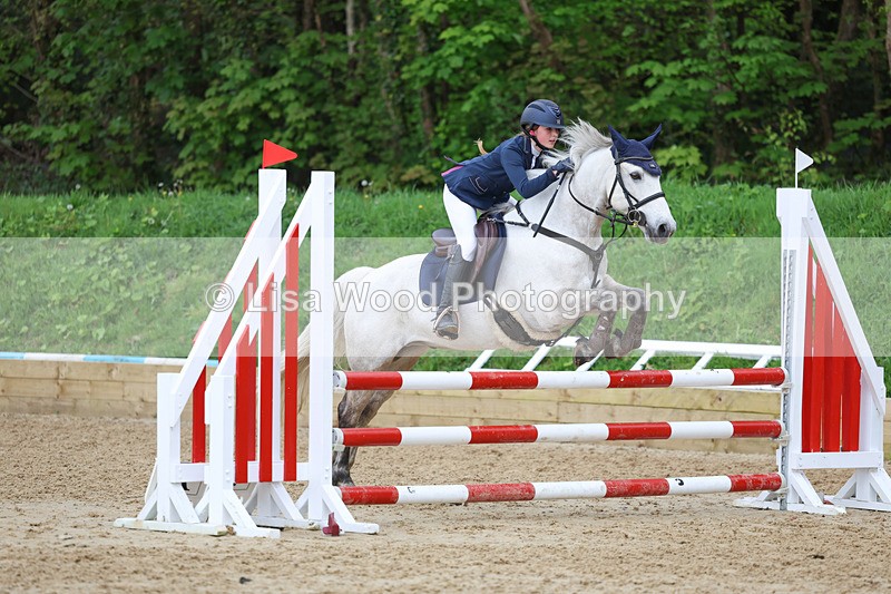 3E7A4987 - Class 12: Pony British Novice/80cm open