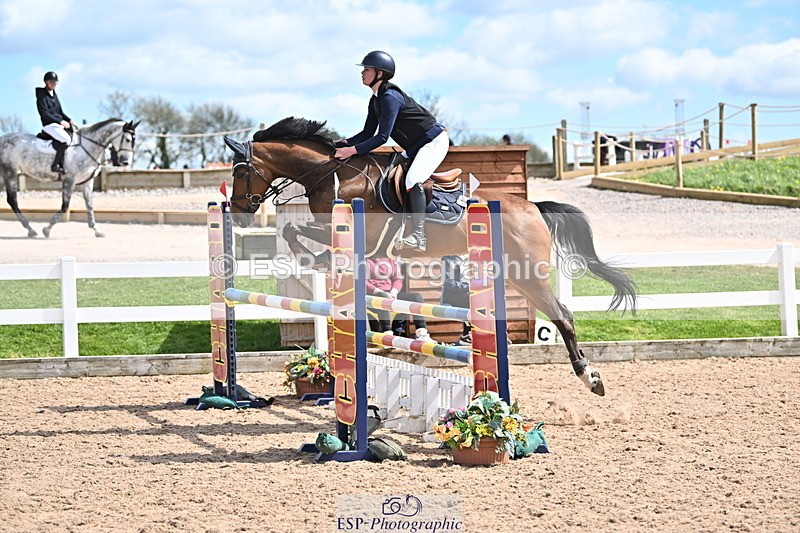 240418A-135941-03669 - Cls 13, 1 Star Bronze Tour 1.10m