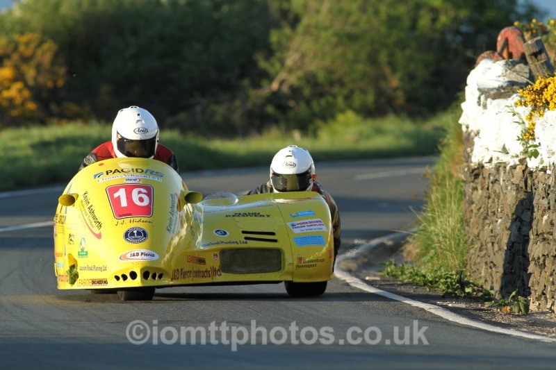 Gordon Shand / Phil Hyde Shand F2 / Kevin Ashworth Machined Timber - Monday Practice - Sidecars