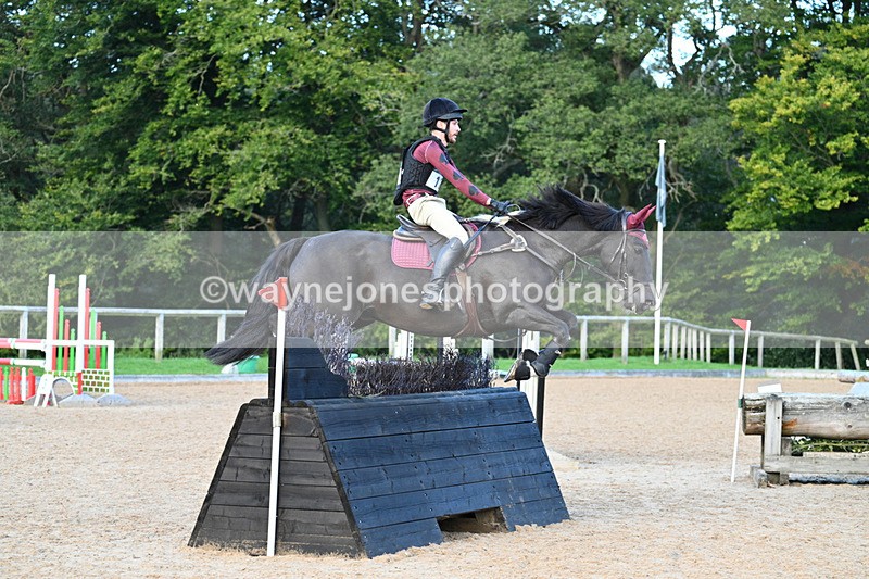 WJ7_6369 - Time 16:55 to 17:11