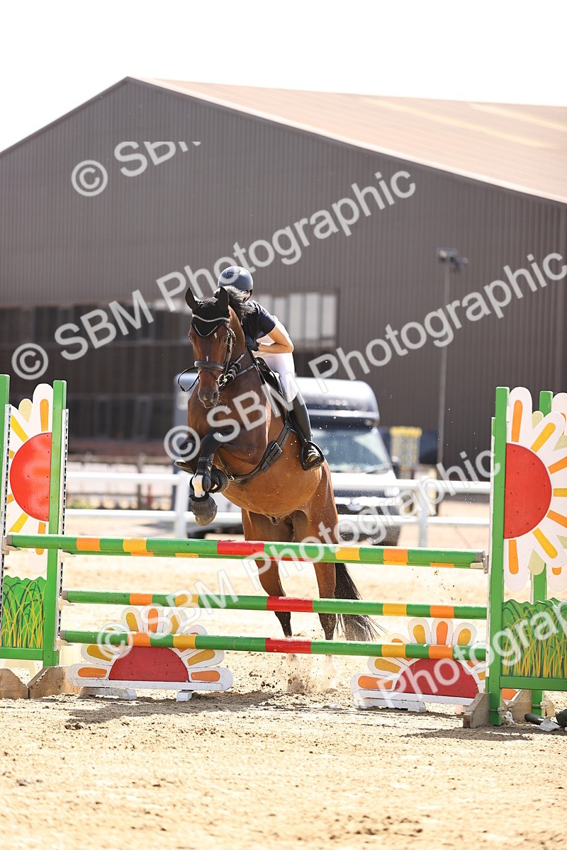 SBM_007983 - Class 10 - Senior 1.05m Open