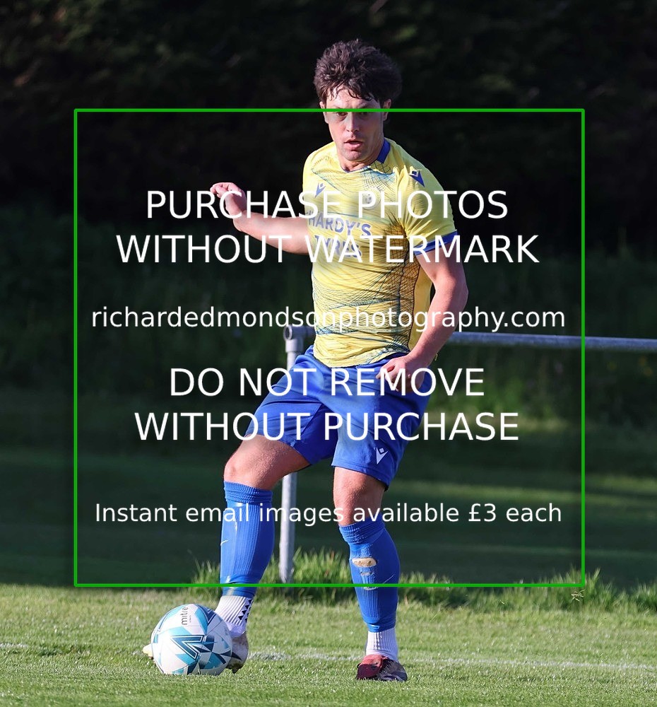 533A9386 - Kendal County Reserves vs Calthwaite Junior Reserves (12/5/26)