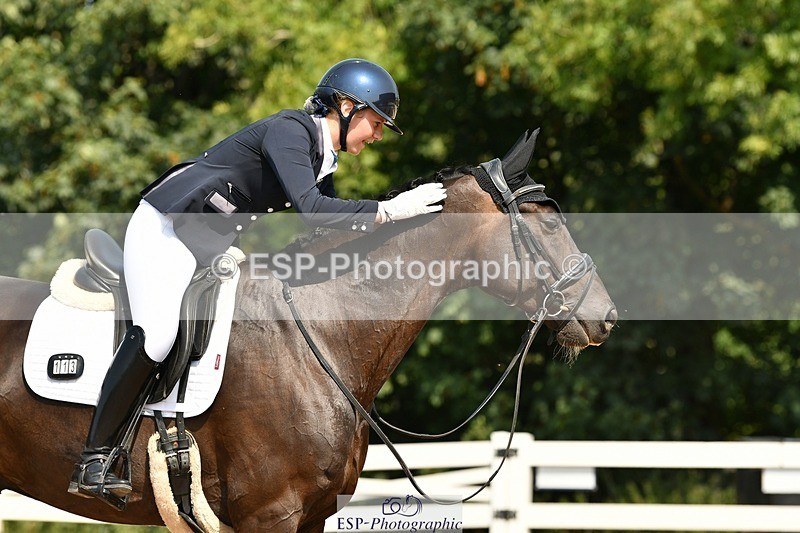 250817-115341-08701 - 113-Chloe.BakerFirst.Date.III