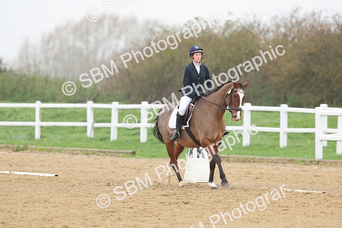 SBM_002502 - Class 5 - Novice 27