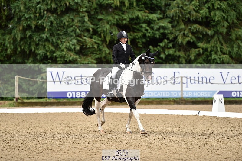 140109A-232152-08448 - 129-Nicole.Windley-Sweetcombe.Huntsmans.Girl