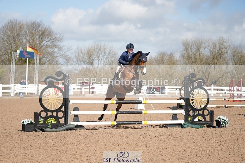250329-101026-03561 - Cls 20 British Novice and 90cm