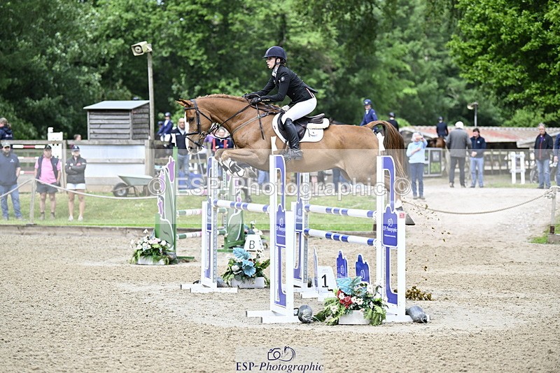 250525A-100529-15236 - A-006-Holly.Clarke-NICO