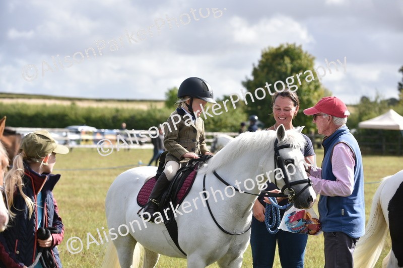 20250831-0400 - Class 6 - Minimus Jumping 30cm