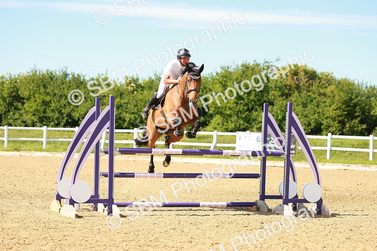 SBM_002878 - Class 4 - Senior Newcomers - 1.10m