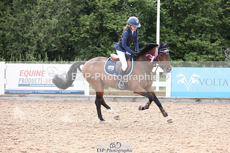 240630A-165619-15403 - Cls 33 Foxhunter and 1.10m Open