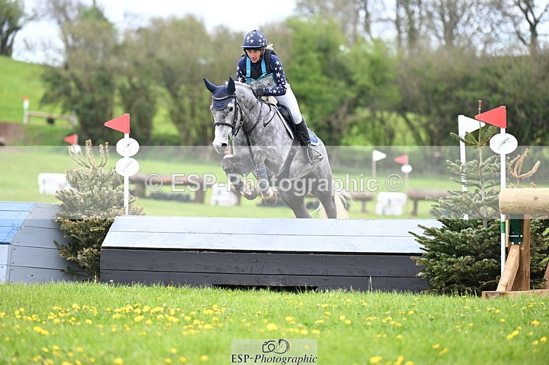 250419-155924-13343 - 664-Leigh.Smallacombe-CRUISING.CARRA