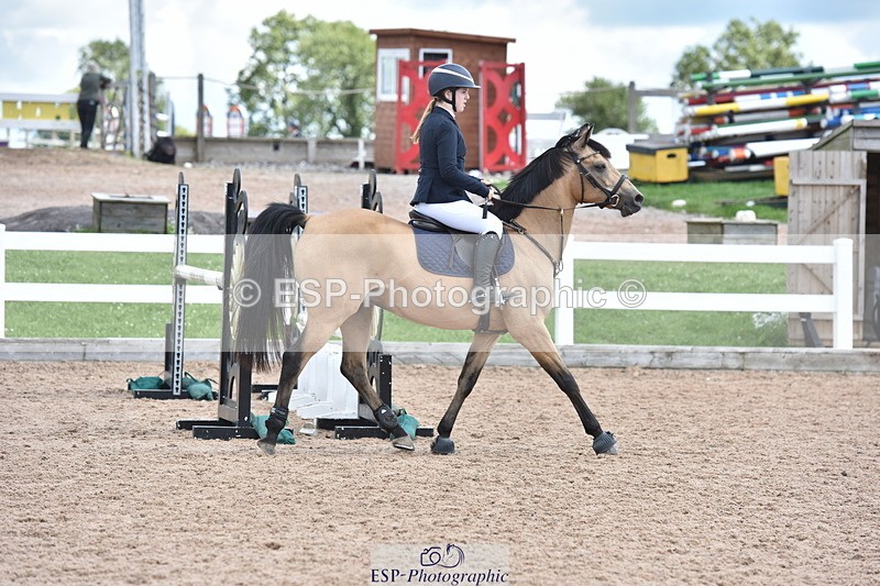 230806A-134926-02229 - Cls 21 Pony Newcomers & 1m Open