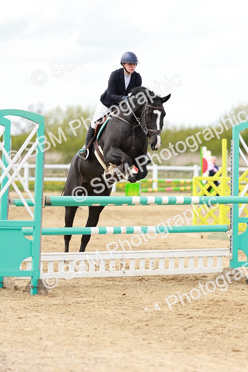 SBM_002315 - Class 4 - Senior Newcomers - 1.10m