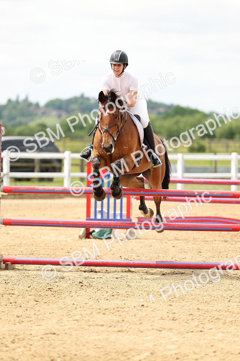 SBM_005449 - Class 17 - Senior Discovery - 1.00m