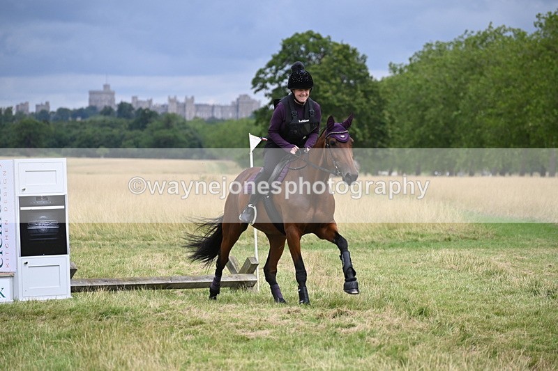 WJ6_2848 - Time at Jump 11:06 to 11:40