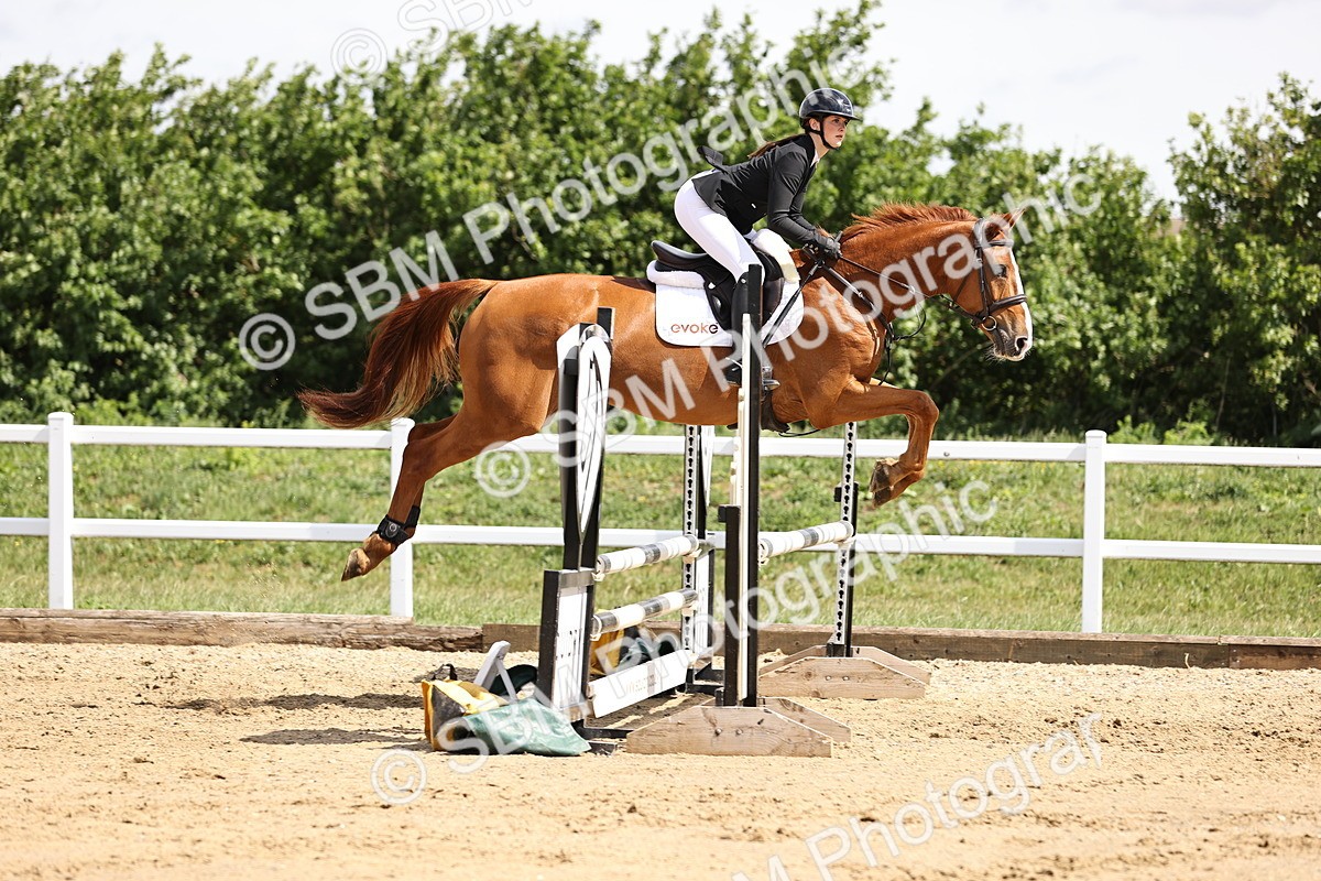 SBM_002216 - Class 9 - Senior British Novice - 90cm