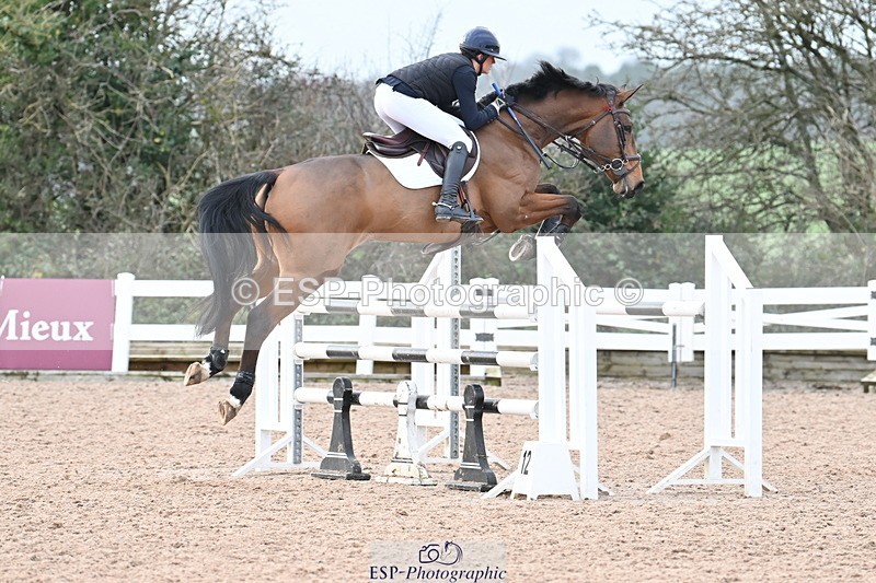 231208A-135943-01066 - Cls 6 Foxhunter & 1.20m Open