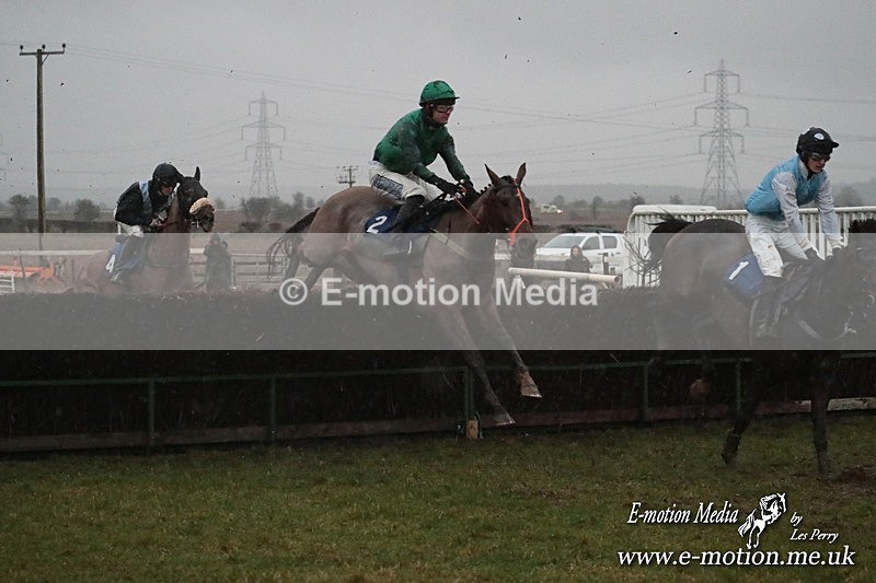 PtP 260125 1246 - Cocklebarrow Point-to-Point racing with the Heythrop Hunt 26/01/25