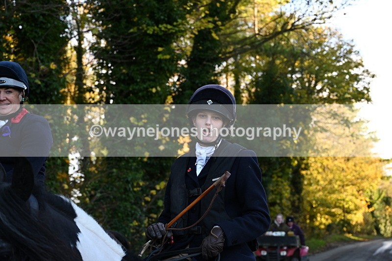 WJ6_9659 - Walk Home