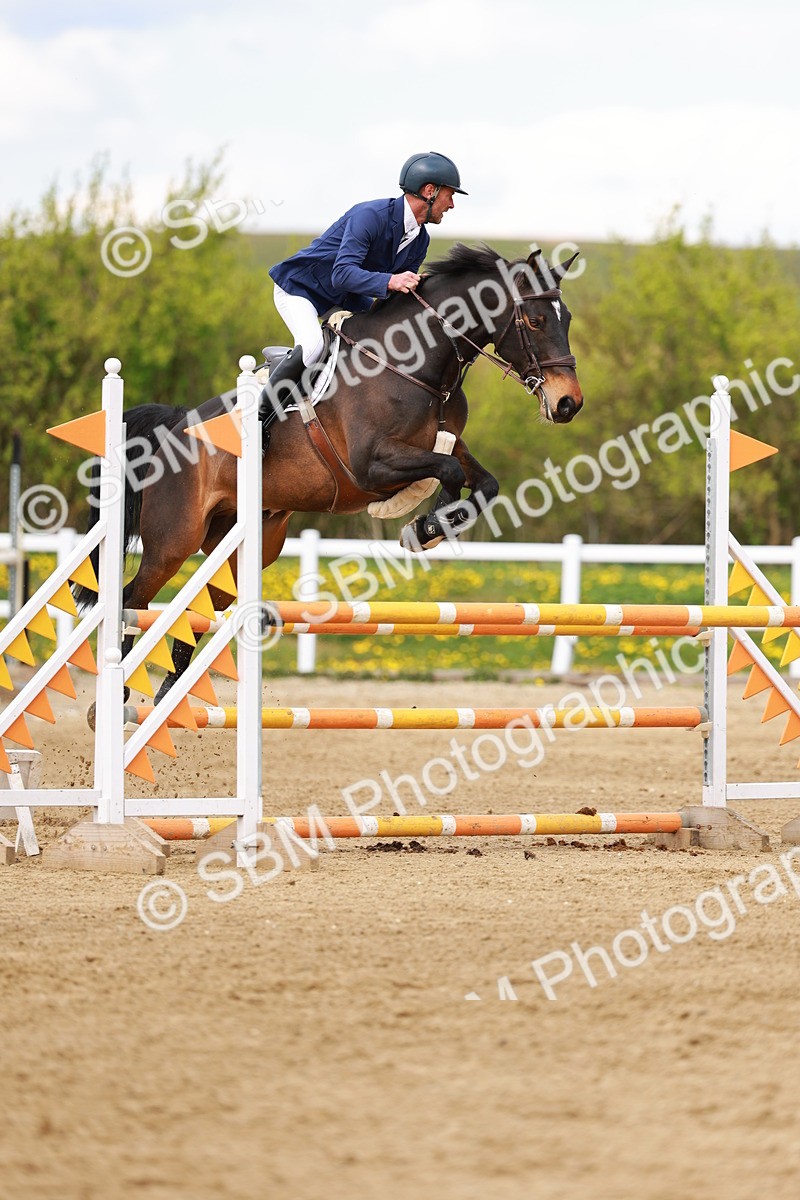 SBM_002277 - Class 4 - Senior Newcomers - 1.10m