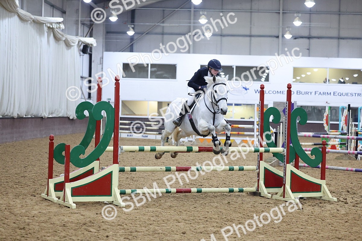 SBM_003213 - Class 11 - Blue Chip Pony Newcomers - 1.00m Open