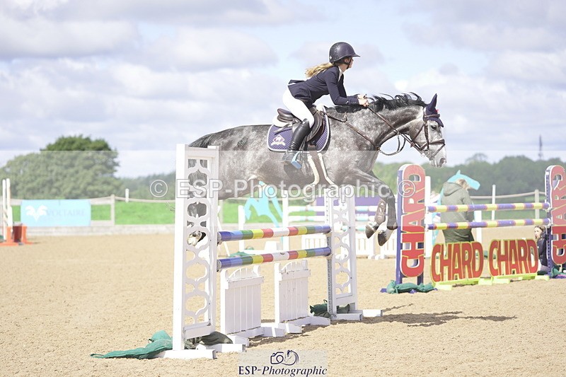 230806A-105556-01464 - Cls 13 Snr Newcomers & 1.10m Open