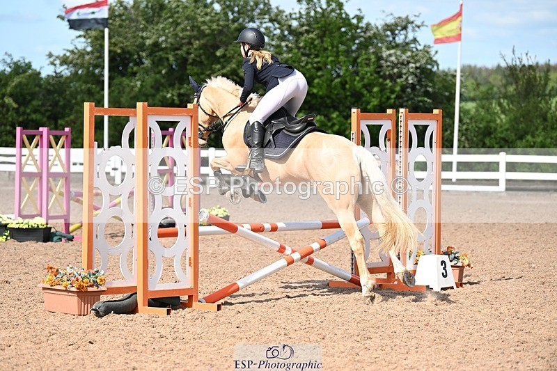 250504-103639-02128 - Cls 15+16 Club and Schools 70cm