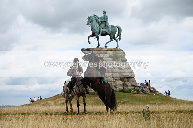 DSC_7187 - Time at Statue 12:45 to 13:15