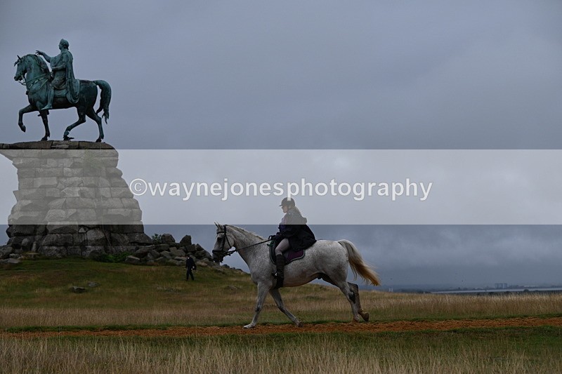 DSC_2560 - Time at Statue 12:34 to 12:56