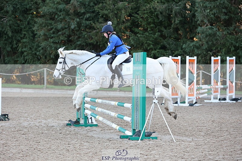 250209A-083232-00011 - 70cm