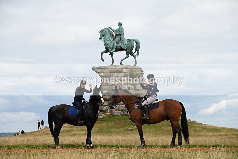 DSC_6361 - Time at Statue 12:17 to 12:44