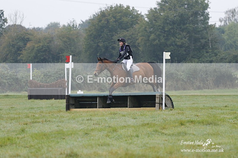 WWHT 171021 0477 - Novice Restricted (0.80m)  17/10/21