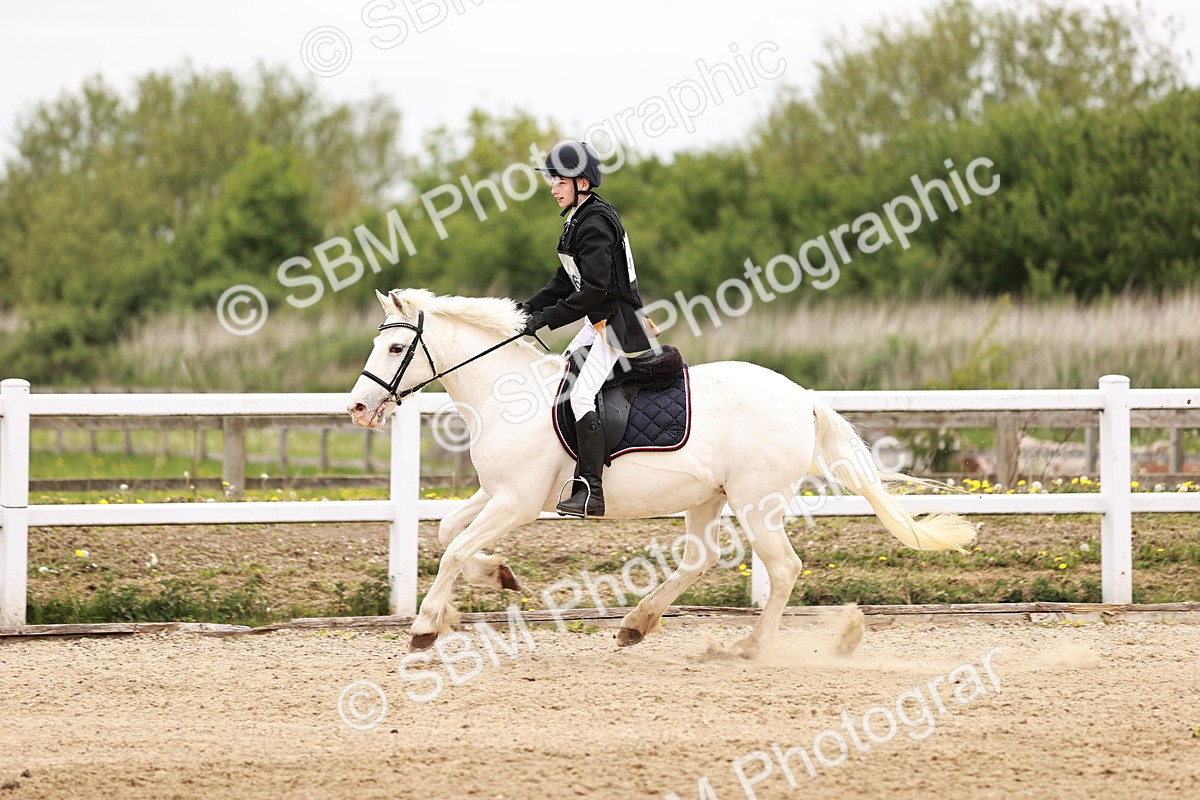 SBM_008595 - Class 4 - 70cm