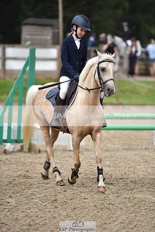 240802-101054-00727 - 70cm Round 1