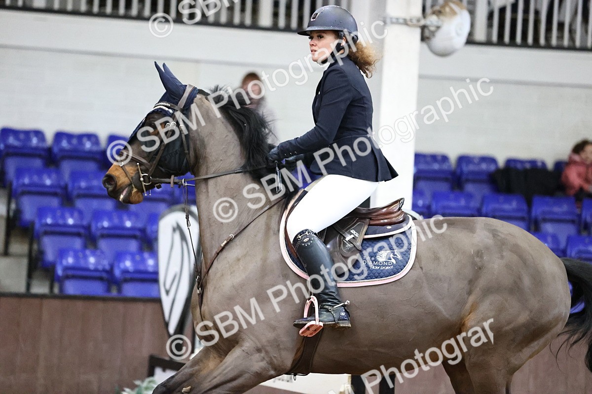 SBM_005549 - Class 17 - Senior Newcomers 1.10m