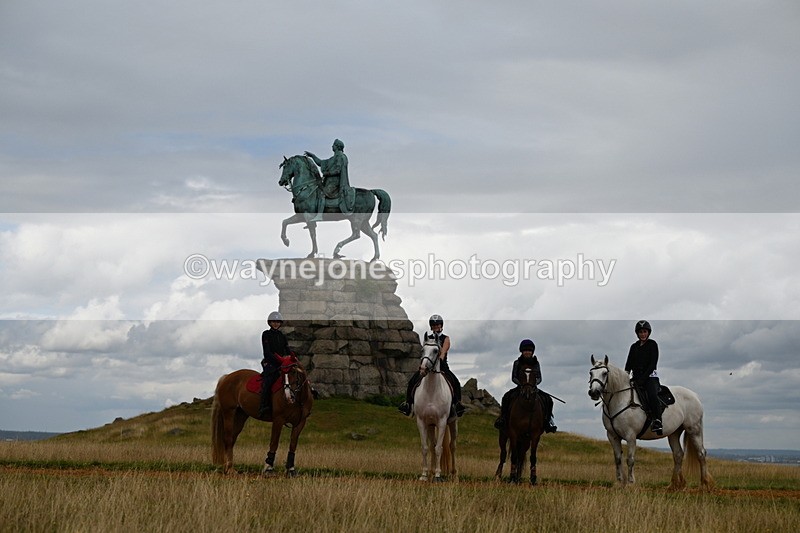 DSC_9138 - Time at Statue 14:33 to 15:10