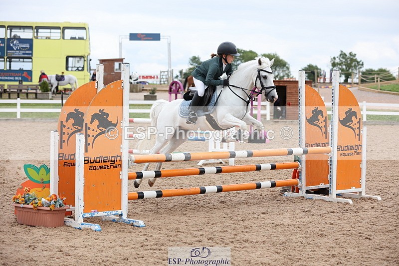 240630A-180237-16269 - Cls 28 Stepping Stones 128cm + 138cm