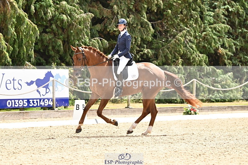 250808A-154547-01594 - 068-Jennifer.CharlestonRoulette.Magic