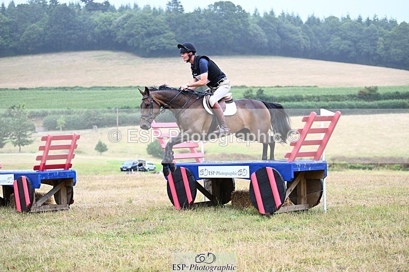 250803A-131425-13608 - M-574-William.Fox-Pitt-JABBEKA