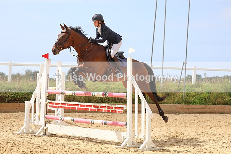 3E7A1700 - Class 13: Senior Newcomers/1.10m open